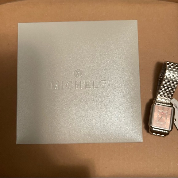 MICHELE Women's Deco I Diamond
Bracelet Watch, 20mm x 43mm - 0.11
ctw BRAND NEW - Picture 3 of 5